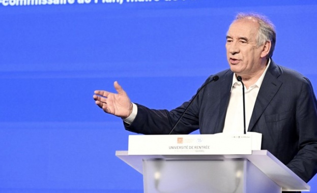 Президентът Еманюел Макрон избра Франсоа Байру за министър председател на Франция