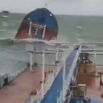 Най-малко един човек е загинал при корабокрушение на руски танкери в Черно море