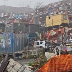 Хиляди са вероятно жертвите на циклон на френския остров Майот в Индийския океан