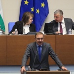 Гуцанов към премиера Главчев: Гарантирайте, че няма да подпишете срамното споразумение с президента на Украйна в областта на сигурността