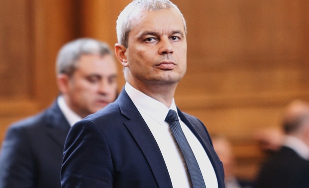 Костадин Костадинов: Време е токът да спре да храни олигарси