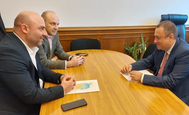 Заместник председателят на ПГ на БСП ОБЕДИНЕНА ЛЕВИЦА Иван Иванов се срещна