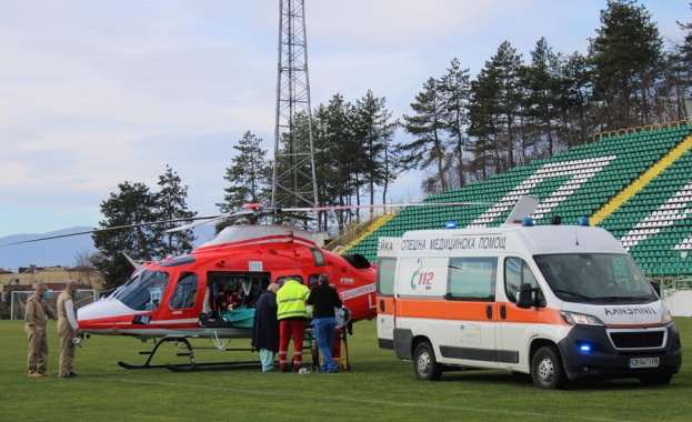 Медицинският хеликоптер транспортира 29 годишна жена в кома от Благоевград до