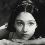 Почина легендарната британска актриса Оливия Хъси