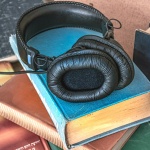 Десислава Алексиева: Аудиокнигите са във възход, но читателите се връщат от електронните към хартиените носители