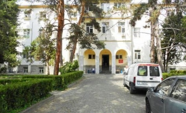 Лекарите от Югозападната болница оттеглиха оставките си