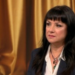 Александрина Пендачанска бавно се разделя със сцената