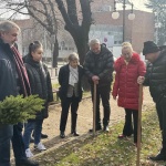 „Чудната елха“ изпълни благородната си мисия – символът на добротата бе засаден