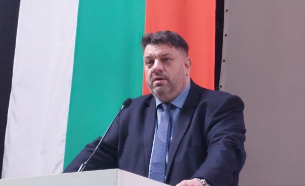 Най добре е когато има обвинение към даден депутат той сам