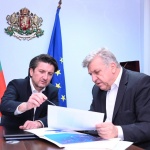 Министрите на туризма и околната среда и водите на извънредна среща заради спекулации с петролния разлив в Черно море