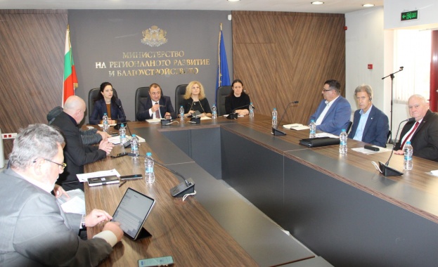 Работна среща за обсъждане на актуални проблеми в сектора и