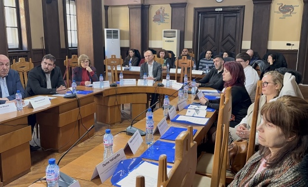 Център "Алеф" обединява институции и общини в борбата срещу речта на омразата