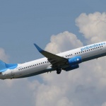 Пътнически самолет на руската авиокомпания "Победа" извърши аварийно кацане в Астрахан заради сигнал за пожар