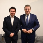 Мирослав Боршош се срещна с еврокомисаря по устойчив транспорт и туризъм Апостолос Дзидзикостас 