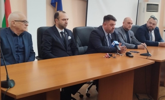 Атанас Зафиров в Перник и Кюстендил: За участието на БСП в управлението съдете по резултатите