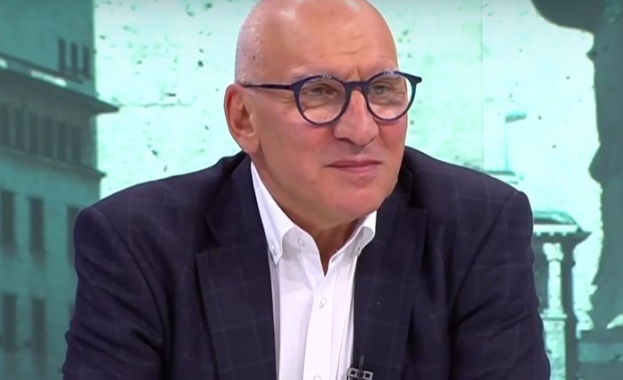 За доходите, разходите и политическите сметки в държавния бюджет 