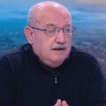 Чавдар Стефанов: Тръмп се опитва да влезе в ролята на миротворец, макар реалната цел на срещата да е по-сложна