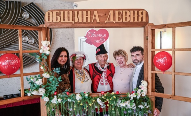 30 двойки от община Девня всяка от които има завиден