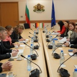 Министър Петър Дилов обсъди възможностите за задълбочаване на икономическото сътрудничеството и инвестициите с посланика на Германия у нас