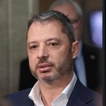 Делян Добрев: Намери се компромис, с който от една страна да бъдат защитен и потребителите, а от друга да бъде спокоен бизнесът
