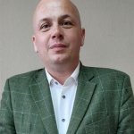 Александър Симов: Президентът остана единствен, който не се „сглоби"