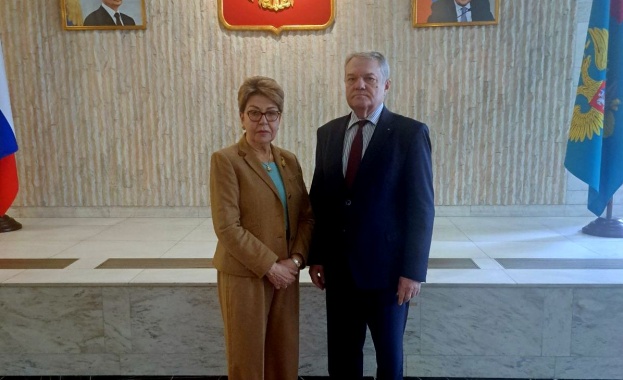 Румен Петков се срещна с посланика на Русия Н. Пр. Елеонора Митрофанова 