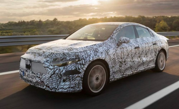 Mercedes обръща курса назад от отделна гама EV и обозначение „EQ“