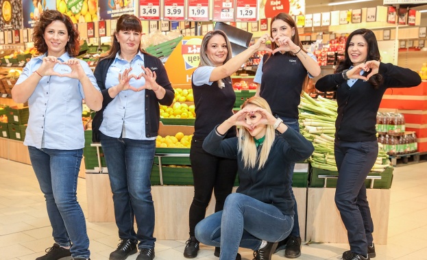 Над 130 нови сезонни работни места по морето с Lidl