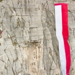 Спускат огромна мартеница над с. Гара Лакатник