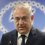 Гръцкият министър на развитието: В Гърция не е позволено да продаваш с по-голяма надценка от тази през 21-ва година