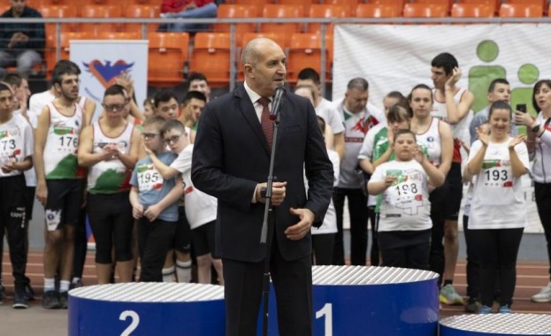 Силната обществена подкрепа към трениращите слънчеви деца ще сбъдне техните