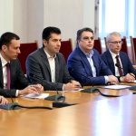 ПП предлага: Майчински в пълен размер и по-високи облекчения за работещи родители