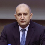 Президентът Румен Радев: Уважаеми народни представители, чуйте площадите!