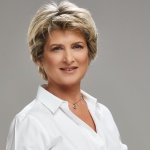 Весела Лечева: Политиката няма място в спорта, Олимпийската харта не го позволява 