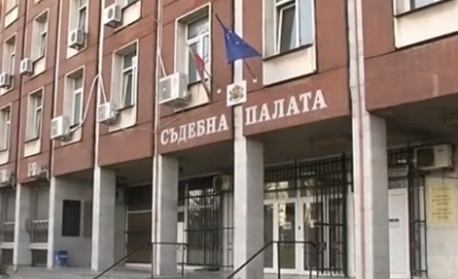 Окръжна прокуратура – Плевен ръководи разследването на тежкия авиационен инцидент край село Бохот, при който загина 22-годишен мъж