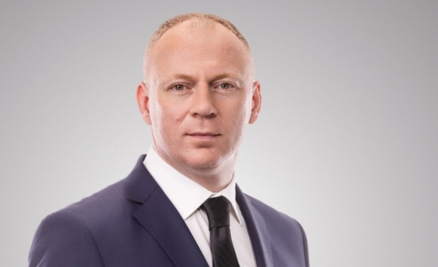 Станислав Стоянов: Еврото не трябва да влиза в България, защото няма подкрепата на българския народ Станислав Стоянов: Еврото не трябва да влиза в България, защото няма подкрепата на българския народ