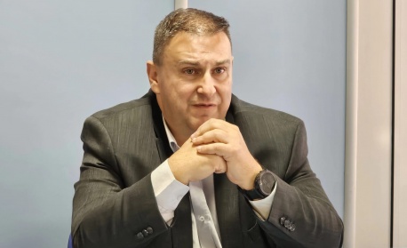 Емил Радев: България може да получи финансиране за центрове за проверки на мигранти