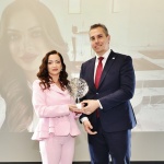 С благословия и надежда: Bright Awards отличи изграждането на храма „Св. Св. Йоаким и Анна“, Ангел Славчев връчи наградата за Кауза