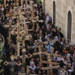 Хиляди извървяха Пътя на страданието в Йерусалим