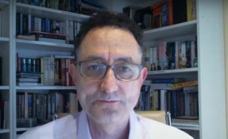 Проф. Аспарух Илиев: Менингитът често води до смърт, а при преболедували пациенти може да доведе и до трайни усложнения – нарушения в слуха, трайни когнитивни нарушения