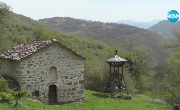 500-годишен храм на 2 километра от село Миланово