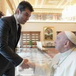 Кирил Петков за папа Франциск: Бог да го прости