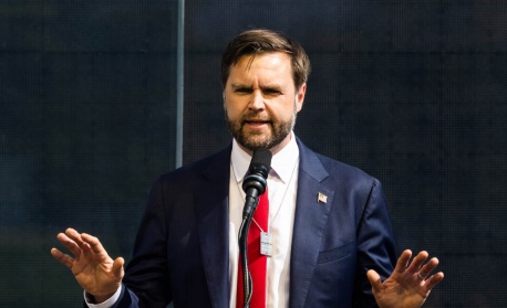 Криза в брака на Джей Ди Ванс?