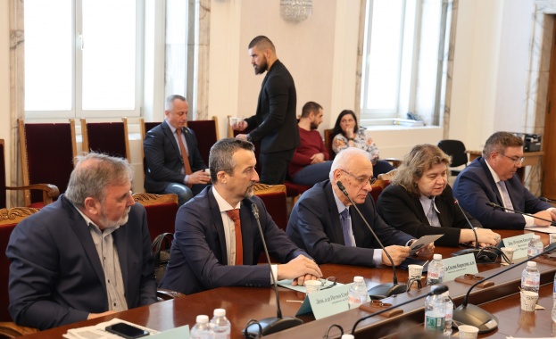 Министър Кирилов: Всяка поставена ваксина е знак за доверие в здравната система