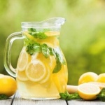 Три здравословни напитки, с които да заменим кафето