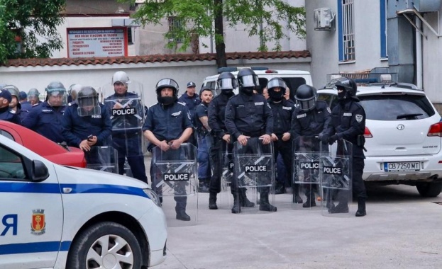 Вътрешният министър Даниел Митов е поискал оставката на шефа на