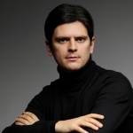 Единственият български пианист, който поддържа в репертоара си 32-те сонати на Бетовен, изнася концерт в Пловдив