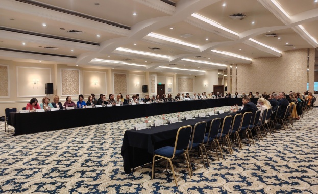 Два пъти по-малко от нужното са медицинските сестри в болниците