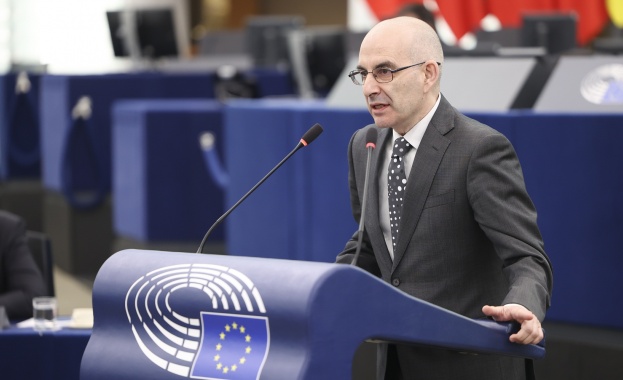 Петър Волгин в ЕП: В главите им вместо мозък има токсична антируска истерия