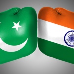 Пакистан твърди, че е отговорил на индийските удари, като е свалил пет бойни самолета